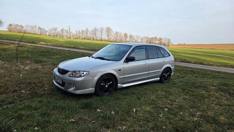Gebraucht Mazda 323F Sportive 131 PS (96 kW) 2001 Silber Kombi