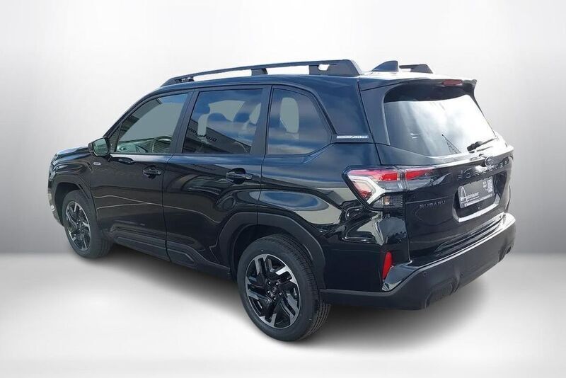 Neu Subaru Forester Exclusive+ 136 PS (100 kW) 2025 Crystal black SUV