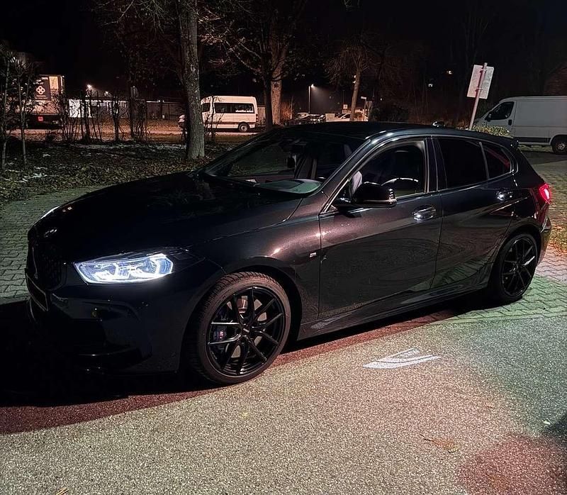 Gebraucht BMW M135 Performance 306 PS (225 kW) 2021 Schwarz Kleinwagen