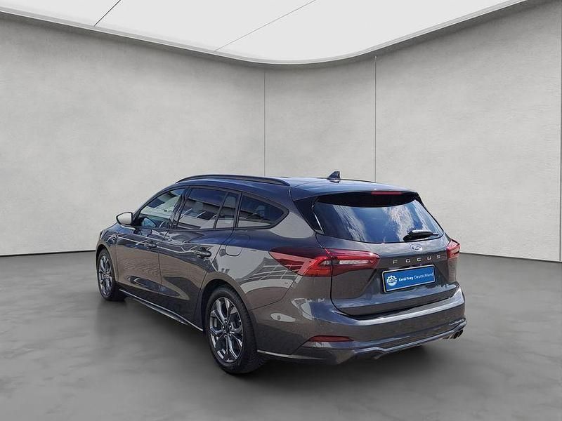 Gebraucht Ford Focus ST-Line X 155 PS (114 kW) 2024 Grau Kombi
