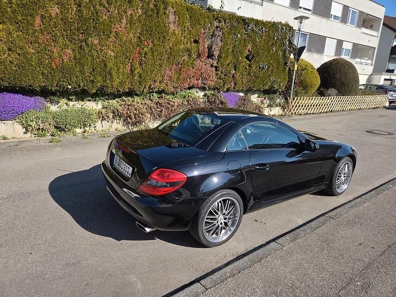Gebraucht Mercedes SLK200 184 PS (135 kW) 2008 Schwarz Cabrio