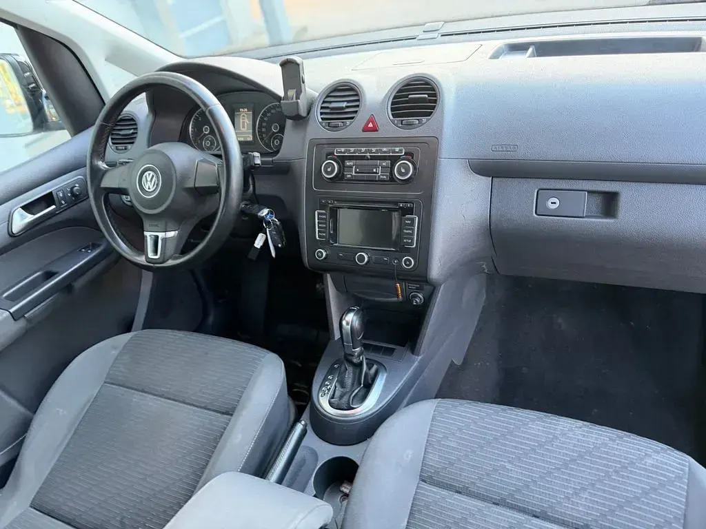 Usata VW Caddy Comfortline 140 CV (102 kW) 2012 Nero Monovolume
