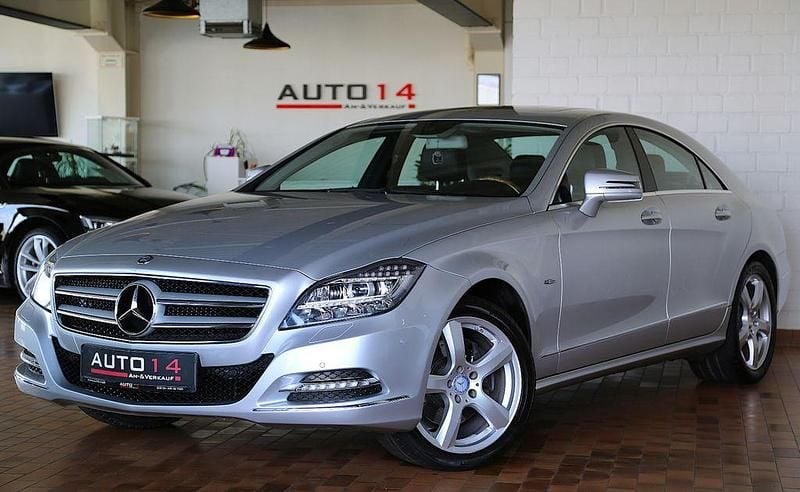 Iridiumsilber metalliclack Gebraucht 2011 Mercedes CLS350 Sport Limousine | 19.890 € (Fairer Preis) - Bild 1/4