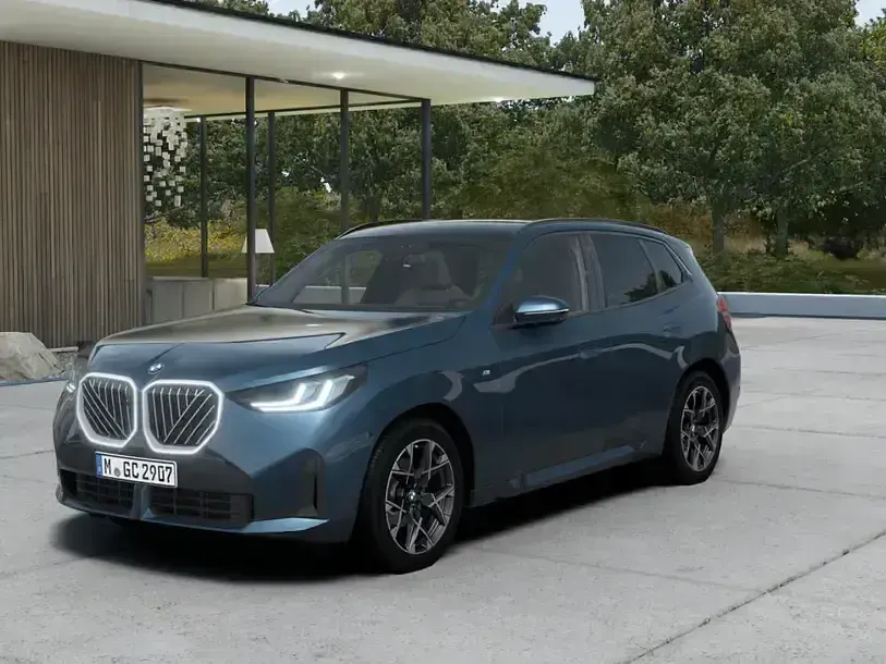 Gebraucht BMW X3 Comfort Edition 197 PS (144 kW) 2025 Arctic race blue (blau) SUV