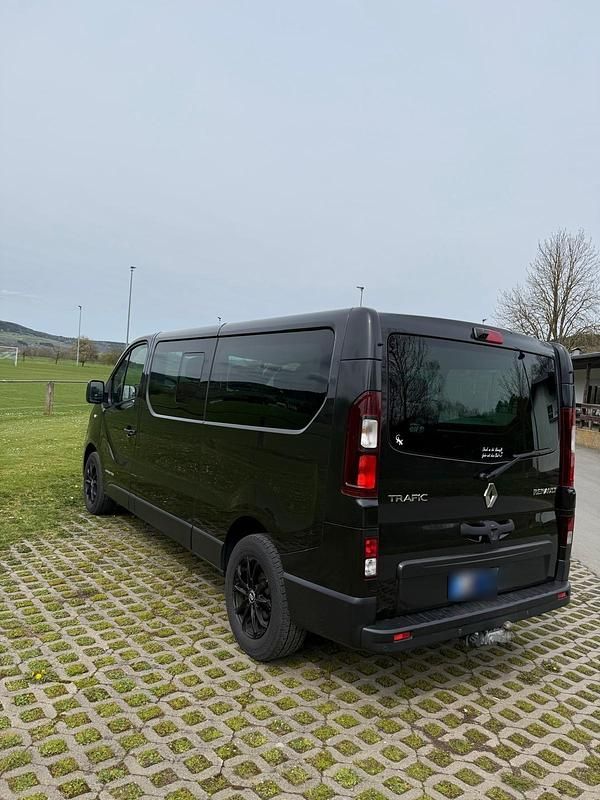 Brugt Renault Trafic Expression 145 HK (106 kW) 2016 Sort MPV