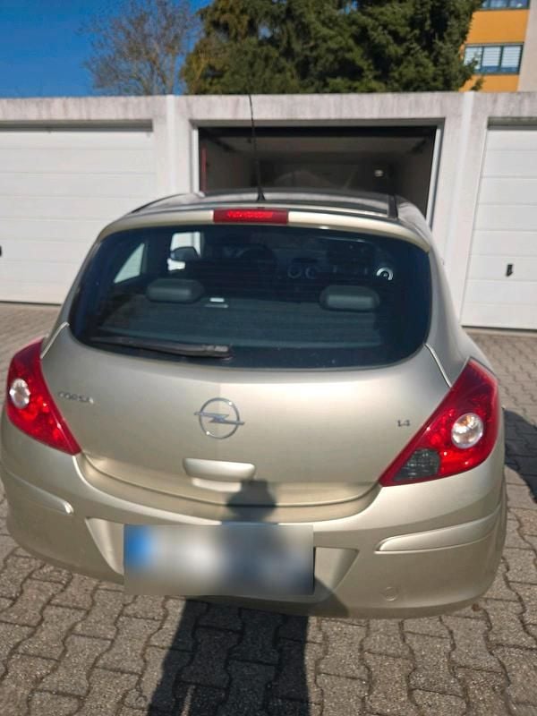 Gebraucht Opel Corsa 90 PS (66 kW) 2006 Kleinwagen
