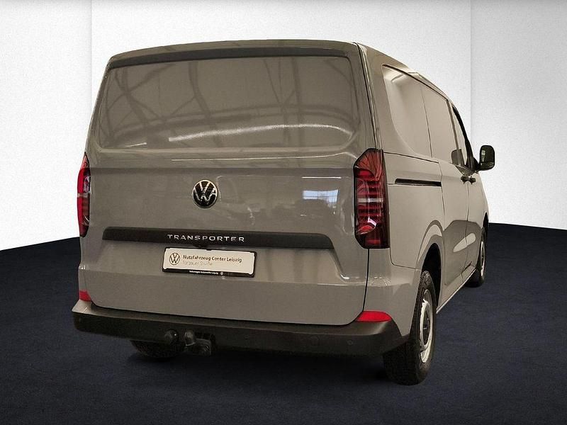 Neu VW Transporter 110 PS (80 kW) 2026 Grau Van