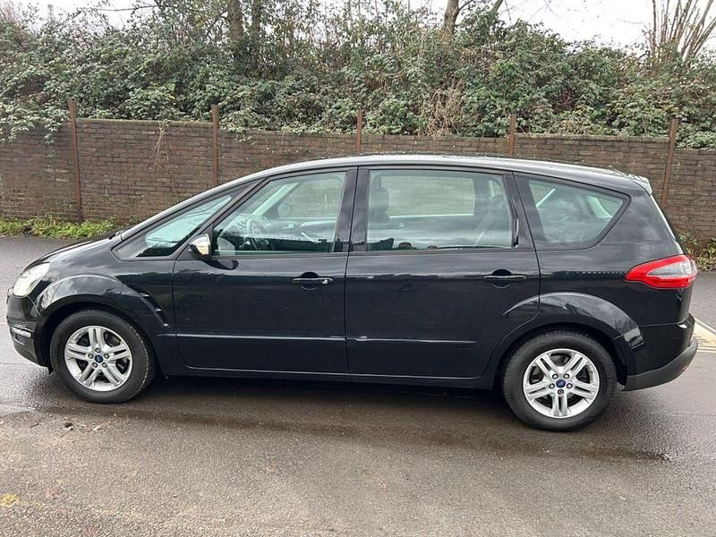 Gebraucht Ford S-MAX Trend 140 PS (102 kW) 2012 Schwarz Van / Kleinbus