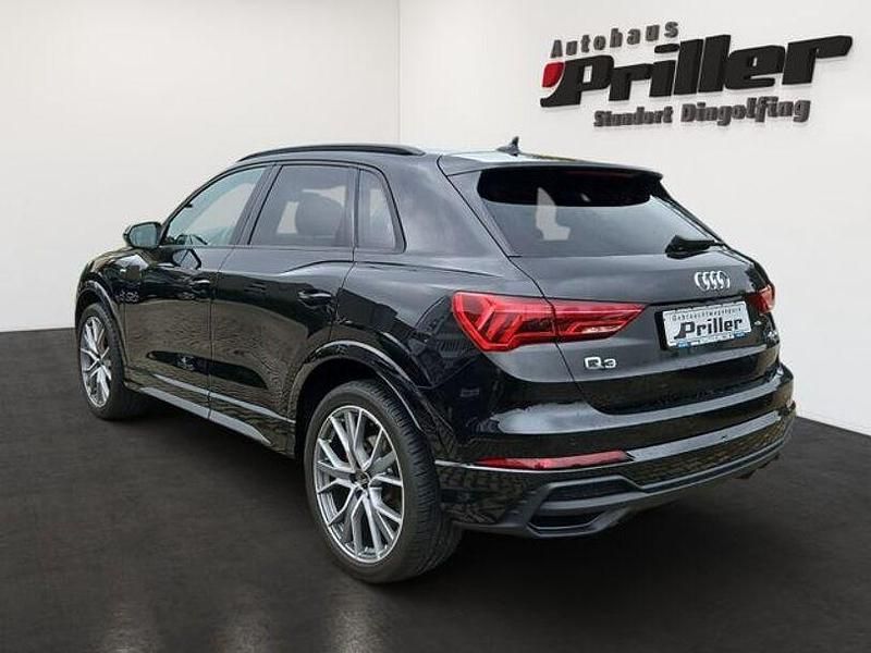 Gebraucht Audi Q3 S-Line 200 PS (147 kW) 2024 Schwarz SUV
