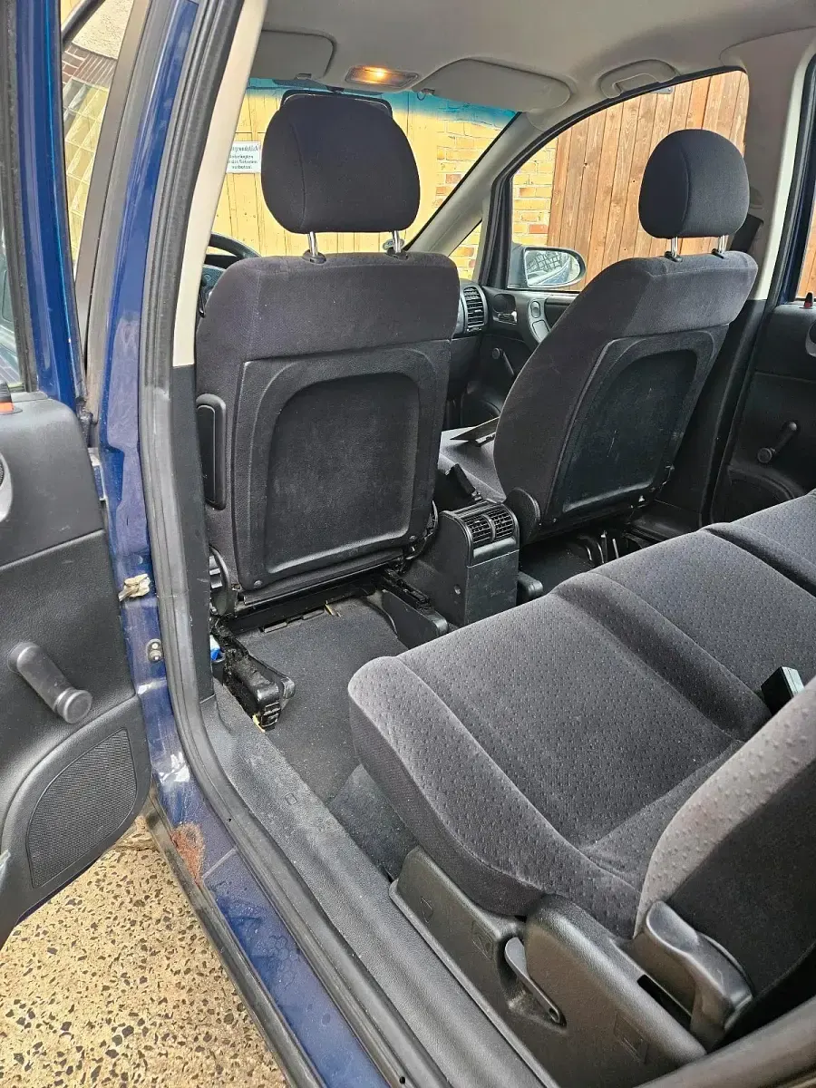 Gebraucht Opel Zafira 100 PS (73 kW) 2003 Blau Van / Kleinbus