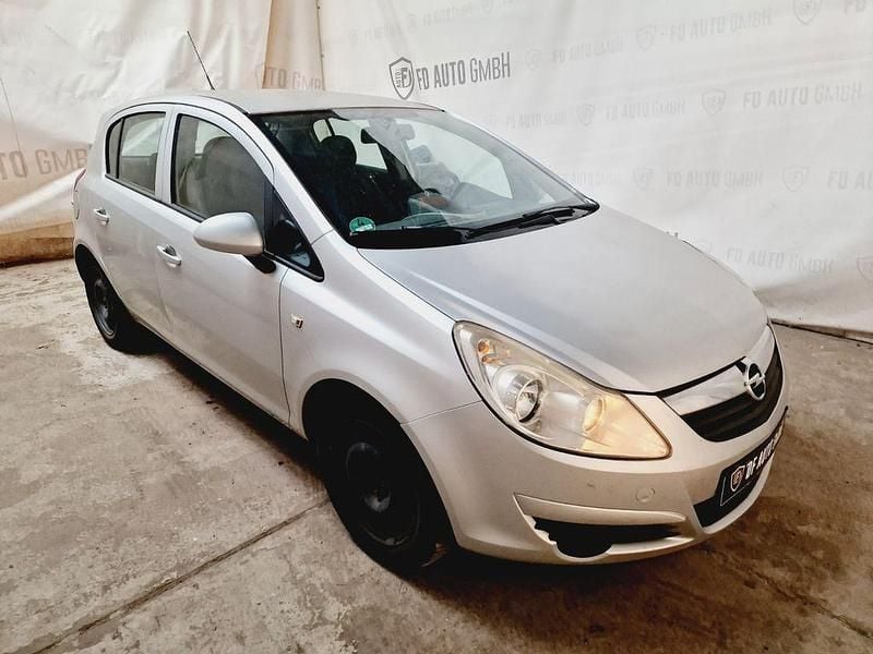 Gebraucht Opel Corsa Edition 90 PS (66 kW) 2008 Silber Kleinwagen