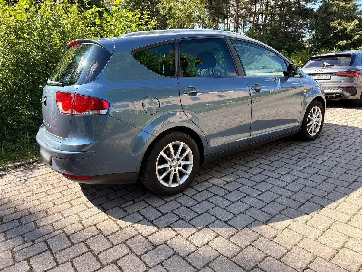 Gebraucht Seat Altea 160 PS (117 kW) 2010 Blau Van / Kleinbus