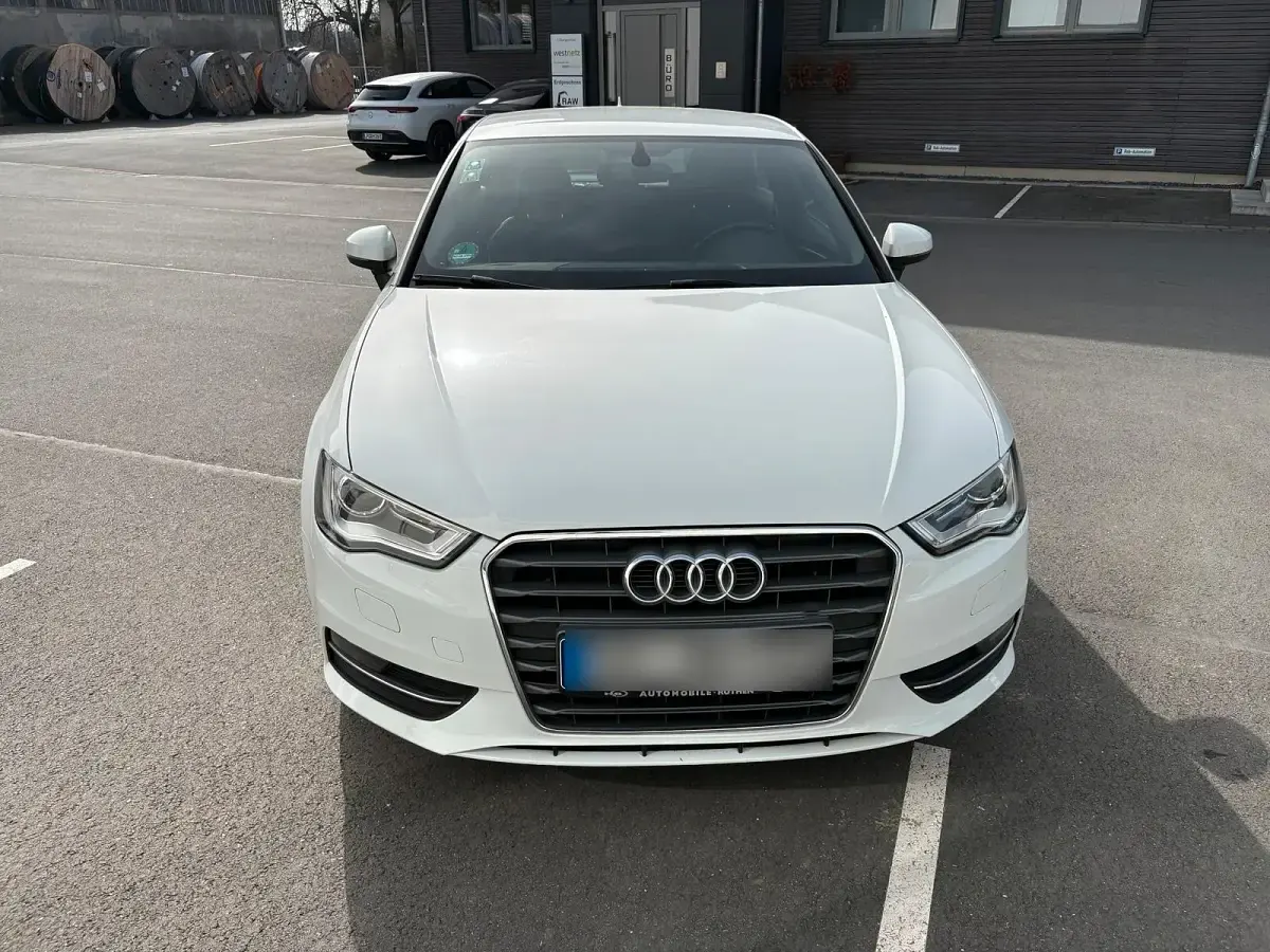 Gebraucht Audi A3 S-Line 150 PS (110 kW) 2014 Weiß Limousine