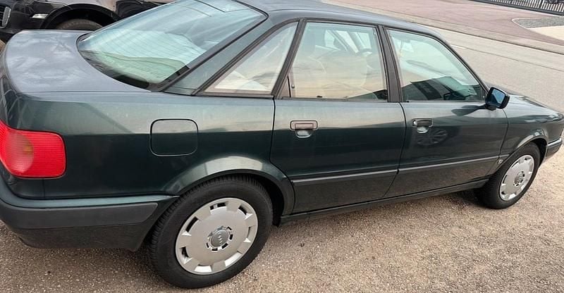 Gebraucht Audi 80 90 PS (66 kW) 1992 Grün Limousine