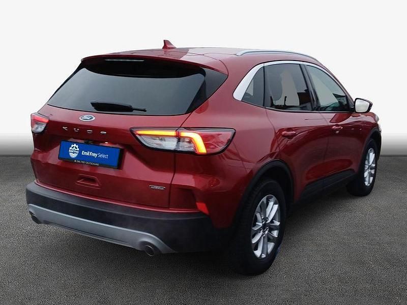 Gebraucht Ford Kuga Titanium 152 PS (111 kW) 2022 Lucidred metallic SUV