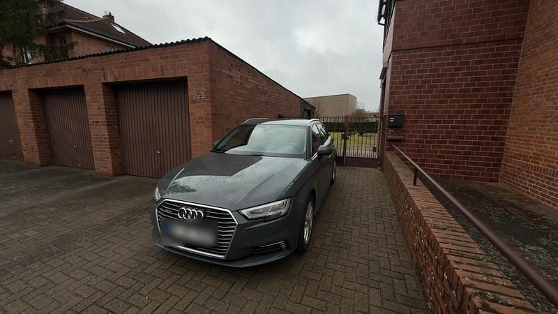 Gebraucht Audi A3 204 PS (150 kW) 2020 Grau Limousine