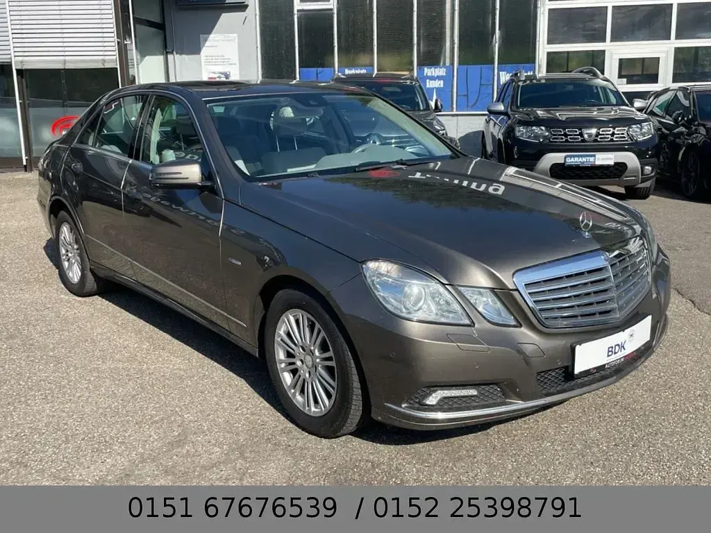 Gebraucht Mercedes E350 292 PS (214 kW) 2009 Grau Limousine