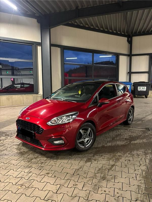Rot Gebraucht 2019 Ford Fiesta ST-Line Kombi | 8.999 € (Superpreis) - Bild 1/4