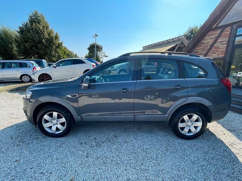 Gebraucht Chevrolet Captiva LT 167 PS (122 kW) 2012 Grau SUV