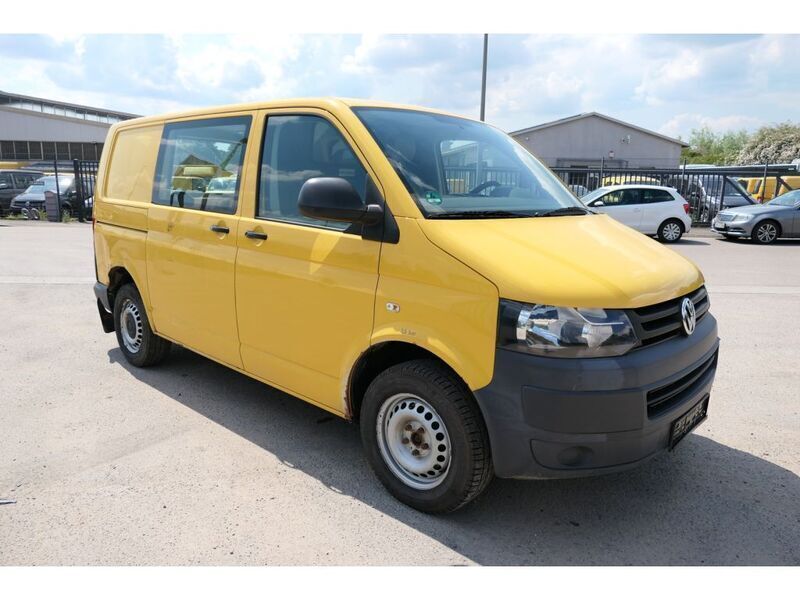 Gebraucht VW T5 84 PS (61 kW) 2011 Ginstergelb r1032 Van