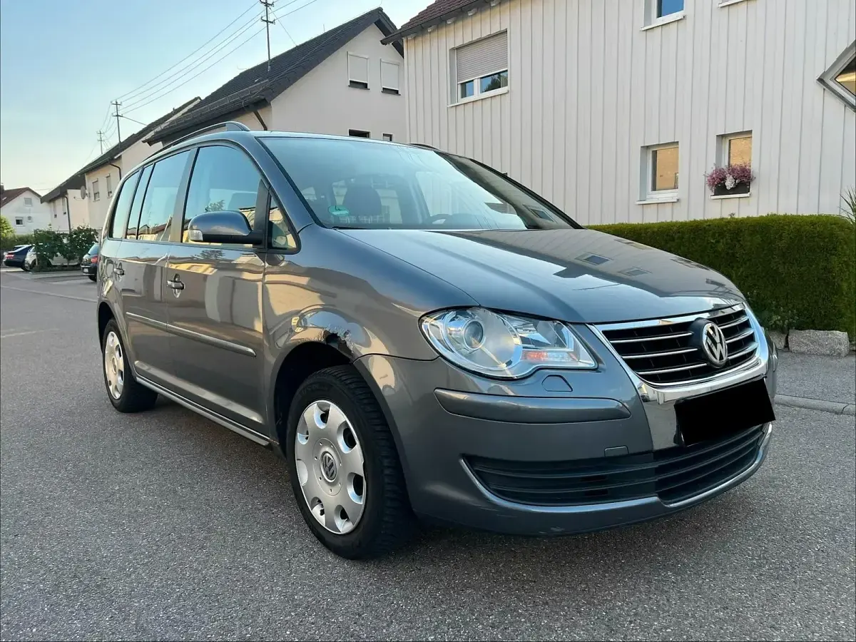 Gebraucht VW Touran 105 PS (77 kW) 2007 Grau Van / Kleinbus