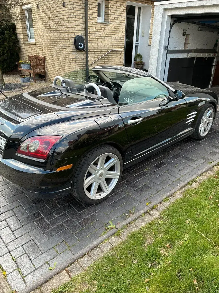 Używany Chrysler Crossfire 218 KM (160 kW) 2007 Czarny Kabriolet