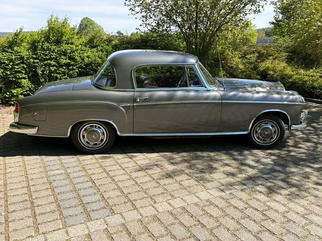 Gebraucht Mercedes 220 106 PS (77 kW) 1959 Coupé