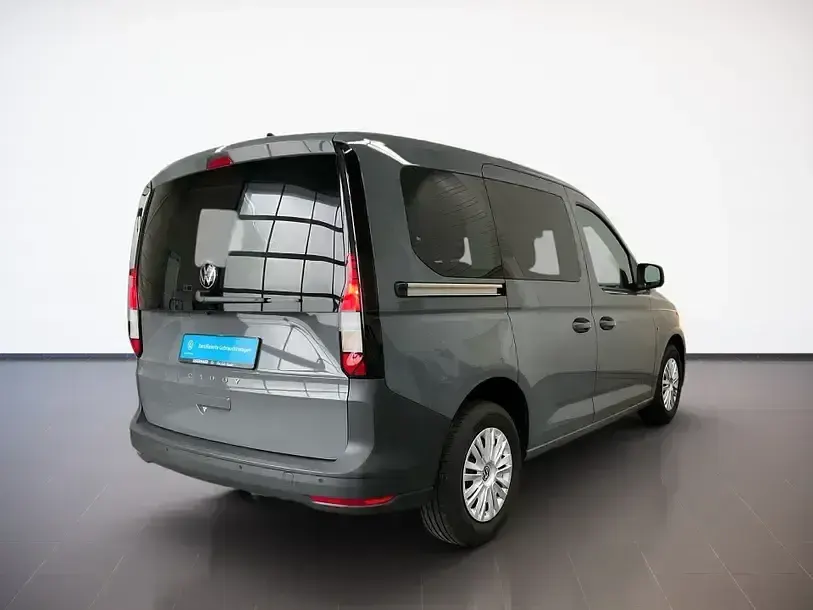 Gebraucht VW Caddy Basis 102 PS (75 kW) 2025 Grau Van / Kleinbus
