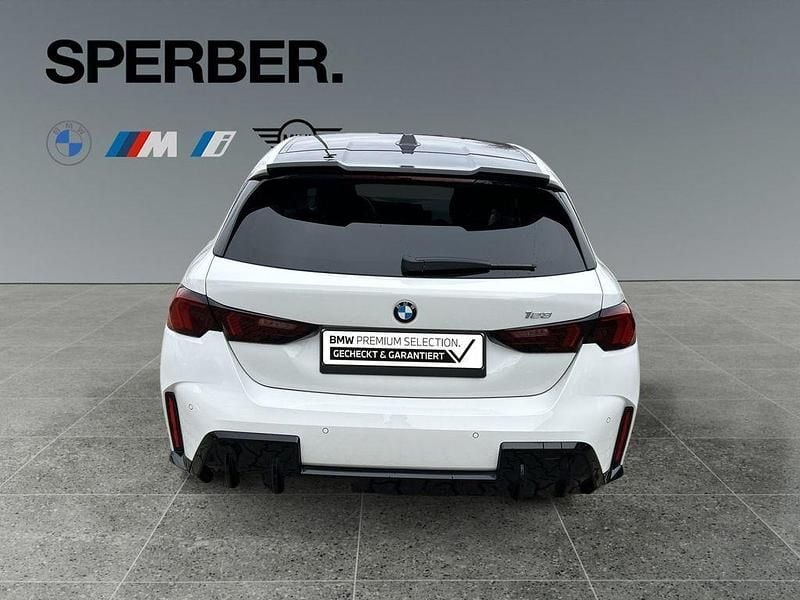 Gebraucht BMW 123 Performance 204 PS (150 kW) 2025 Weiß Kleinwagen