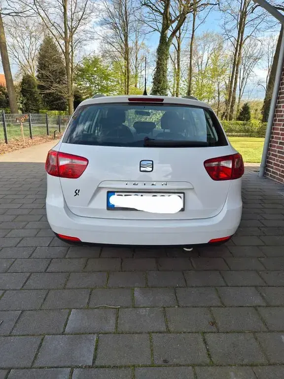 Second-hand Seat Ibiza Reference 69 CP (50 kW) 2012 Alb Berlinǎ