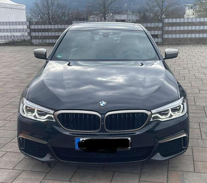 Gebraucht BMW M550 Performance 462 PS (339 kW) 2017 Schwarz Limousine