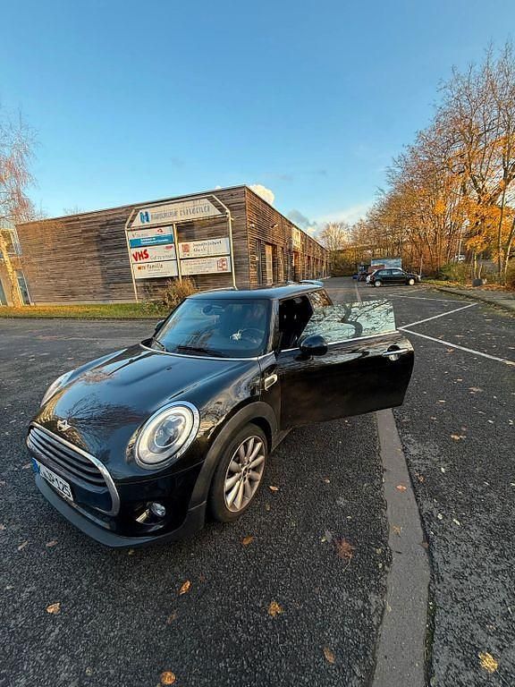 Schwarz Gebraucht 2017 Mini Cooper Kleinwagen | 12.000 € (Fairer Preis) - Bild 1/4