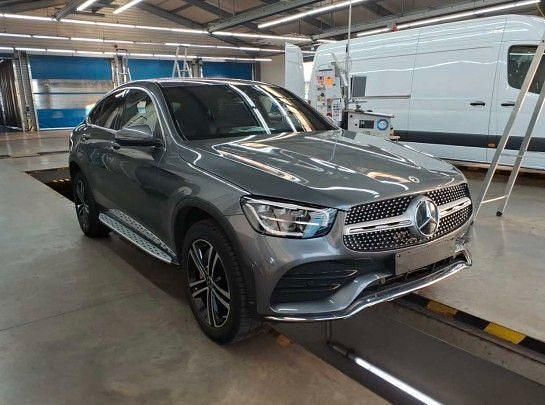 Gebraucht Mercedes GLC300e AMG line 194 PS (142 kW) 2023 Grau Coupé