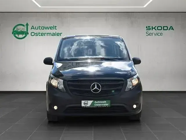 Gebraucht Mercedes Vito 136 PS (100 kW) 2019 Grün Van