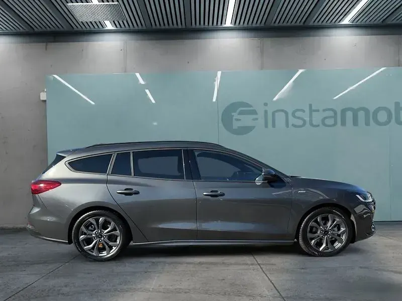 Gebraucht Ford Focus ST-Line X 155 PS (114 kW) 2025 Schwarz Kombi