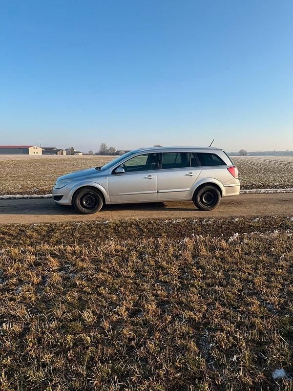 Gebraucht Opel Astra 110 PS (80 kW) 2007 Grau Kombi