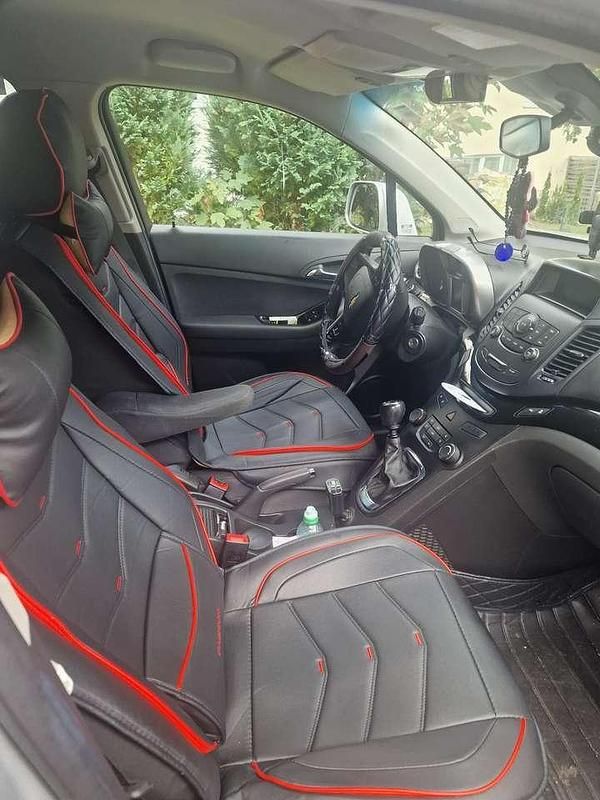 Gebraucht 2013 Chevrolet Orlando LT Van / Kleinbus | 5.000 € (Teuer) - Bild 1/4