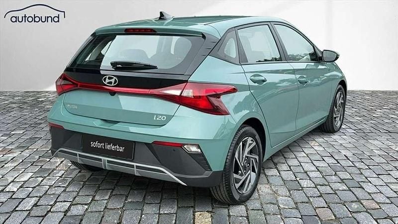 Grün / mangrovegreen Neu 2025 Hyundai i20 Kleinwagen | 17.470 € (Guter Preis) - Bild 1/2