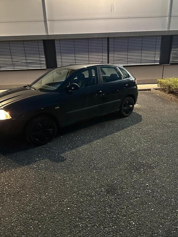 Schwarz Gebraucht 2008 Seat Ibiza Kleinwagen | 2.200 € (Fairer Preis) - Bild 1/4