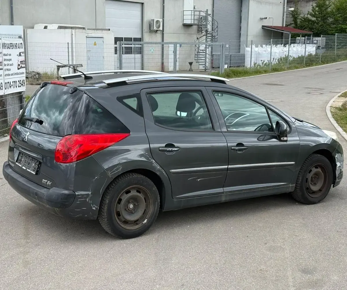 Gebraucht Peugeot 207 120 PS (88 kW) 2010 Grau Kombi