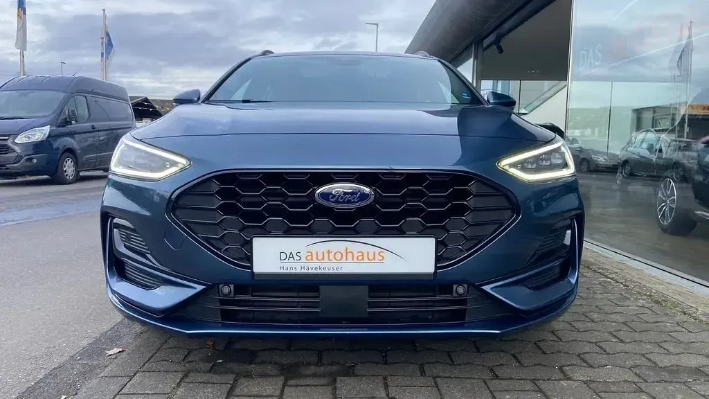 Gebraucht Ford Focus ST-Line X 155 PS (114 kW) 2025 Blau Limousine