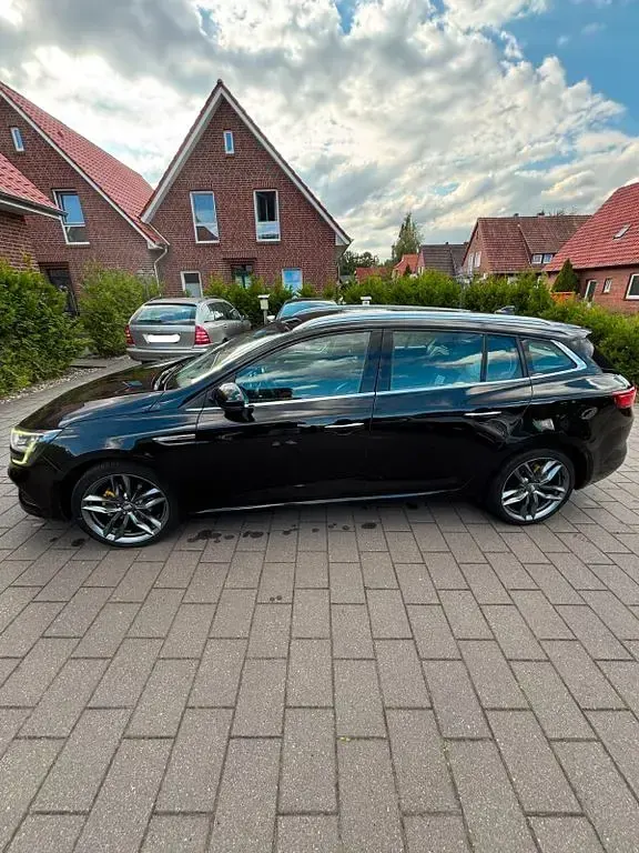 Gebraucht Renault Mégane IV Intens 110 PS (80 kW) 2017 Schwarz Limousine