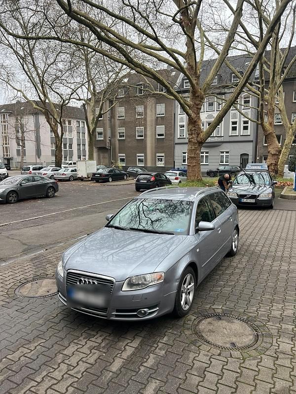 Grau Gebraucht 2006 Audi A4 S-Line Kombi | 3.100 € - Bild 1/4