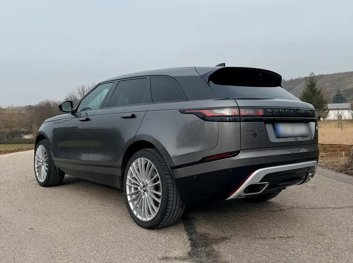 Gebraucht Land Rover Range Rover Velar R-Dynamic 179 PS (131 kW) 2017 Grau SUV