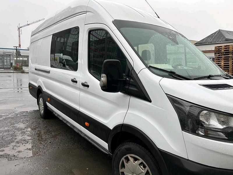 Gebraucht Ford Transit Trend 170 PS (125 kW) 2022 Weiß Limousine