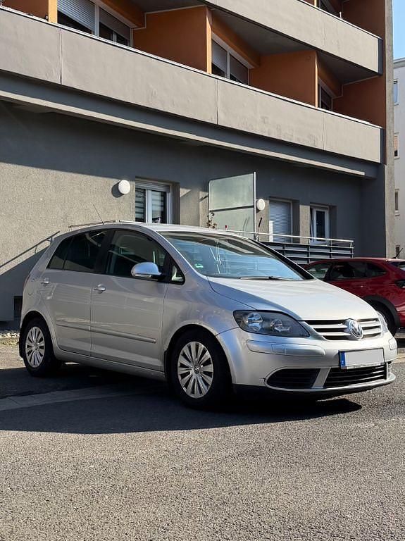 Gebraucht VW Golf Plus Cross 122 PS (89 kW) 2008 Silber Van / Kleinbus