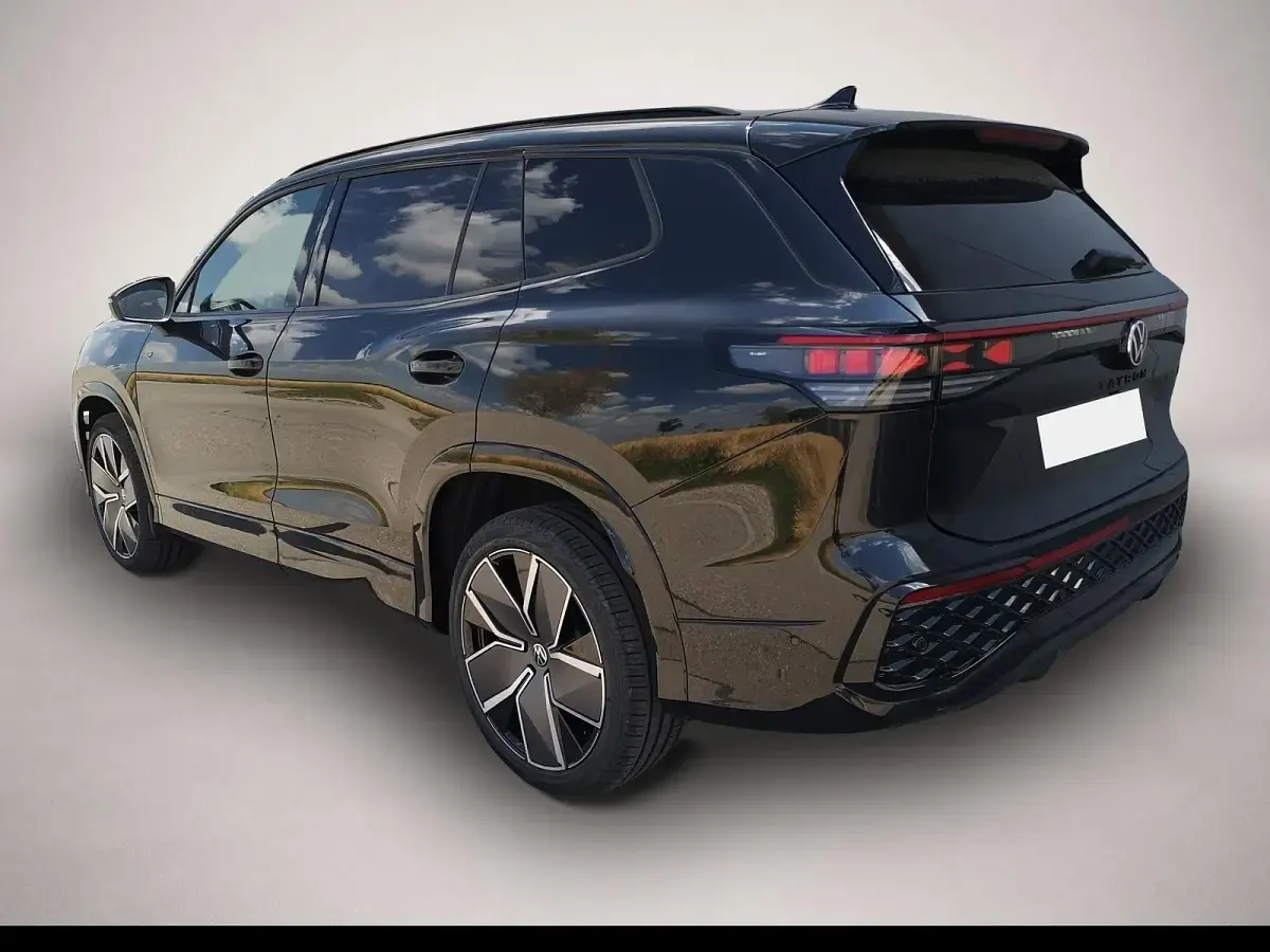 Neu VW Tayron R-line 193 PS (141 kW) 2026 Manufacturer SUV