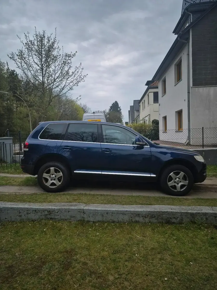 Gebraucht VW Touareg 239 PS (175 kW) 2008 Blau SUV