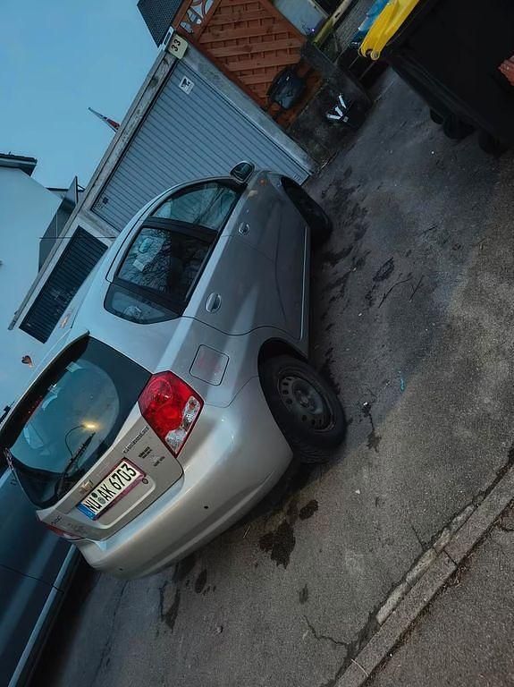 Gebraucht Chevrolet Kalos SX 94 PS (69 kW) 2005 Silber Limousine