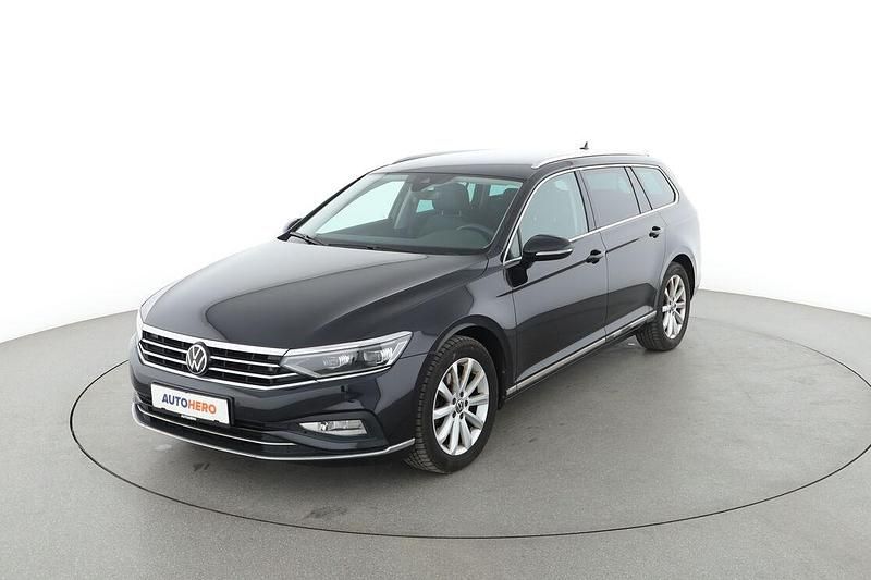 Schwarz Gebraucht 2021 VW Passat Elegance Kombi | 24.590 € (Etwas zu teuer) - Bild 1/3